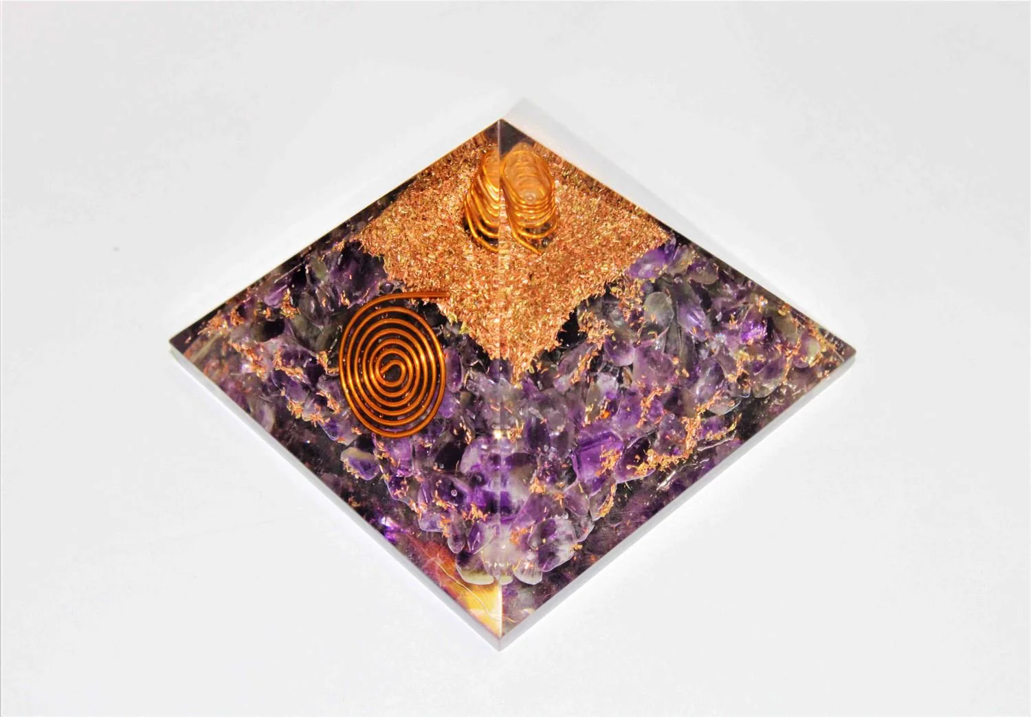 Amethyst Pyramid - Image 4