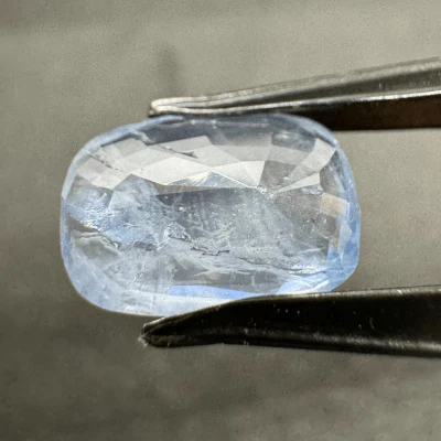 Blue Sapphire (Neelam- 5.15 cts) - Ceylonese - Image 2