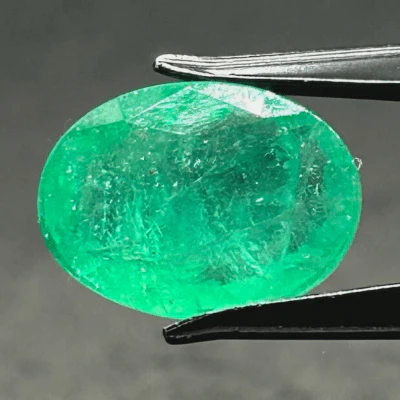 Emerald - 10.85 cts (Super Premium) - Image 2