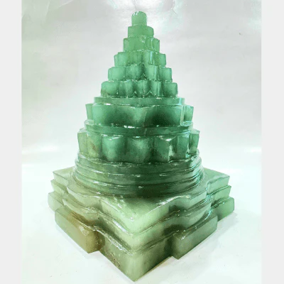 Green Aventurine Meru Shreeyantra - 816 Gms - Image 3