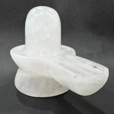 Himalayan Sphatik Shivling - (642 grams) - Image 3