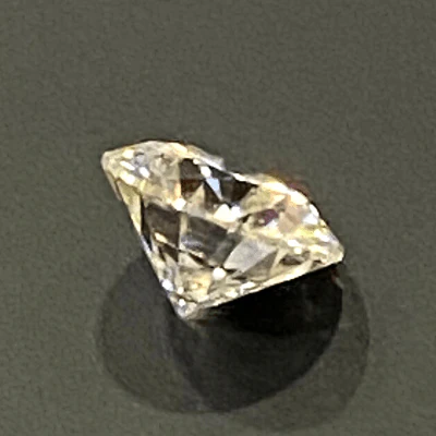 Moissanite - (72.0 cents) - Image 3