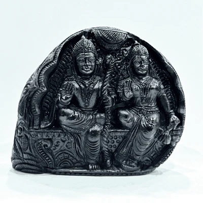 Siya Ram Carved Shaligram - 464 Grams - Image 3