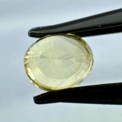 Yellow Sapphire (Pukhraj- 2.60 cts) - Ceylonese (Super Premium) - Image 2