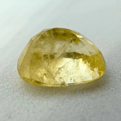 Yellow Sapphire (Pukhraj- 5.65 cts) - Ceylonese - Image 3