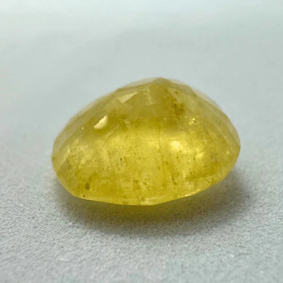 Yellow Sapphire (Pukhraj- 7.40 cts) - Ceylonese - Image 3