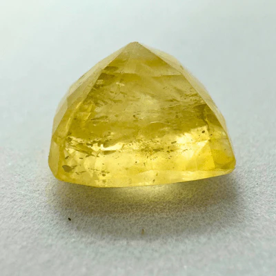 Yellow Sapphire (Pukhraj- 9.65 cts) - Ceylonese - Image 3