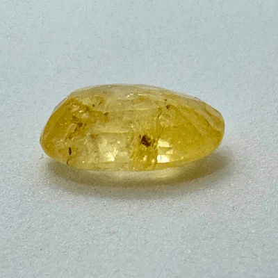 Yellow Sapphire (Pukhraj- 6.45 cts) - Ceylonese - Image 3