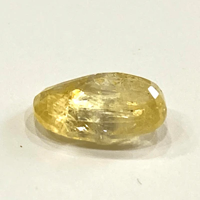 Yellow Sapphire (Pukhraj- 7.65 cts) - Ceylonese - Image 3