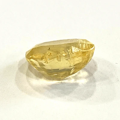 Yellow Sapphire (Pukhraj- 7.40 cts) - Ceylonese - Image 2