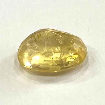 Yellow Sapphire (Pukhraj- 7.40 cts) - Ceylonese - Image 3
