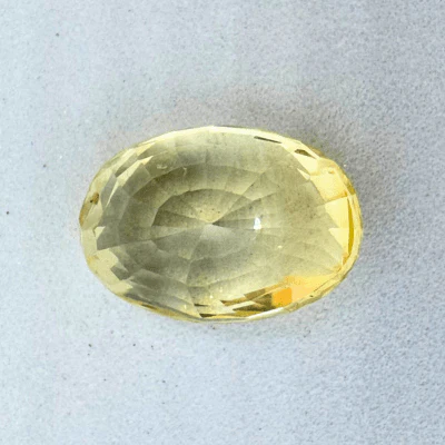Yellow Sapphire (Pukhraj- 7.70 cts) - Ceylonese (Super Premium) - Image 4