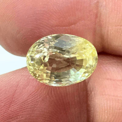 Yellow Sapphire (Pukhraj- 7.90 cts) - Ceylonese (Super Premium) - Image 2