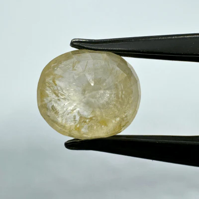 Yellow Sapphire (Pukhraj- 8.30 cts) - Ceylonese - Image 2