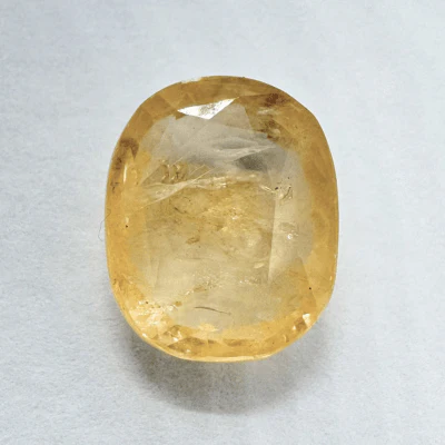 Yellow Sapphire (Pukhraj- 8.75 cts) - Ceylonese - Image 5