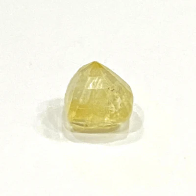 Yellow Sapphire (Pukhraj- 8.75 cts) - Ceylonese - Image 3