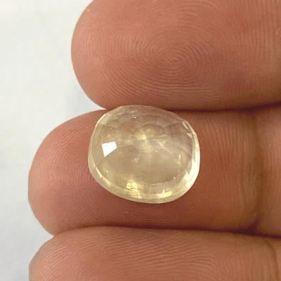 Yellow Sapphire (Pukhraj- 9.55 cts) - Ceylonese - Image 3